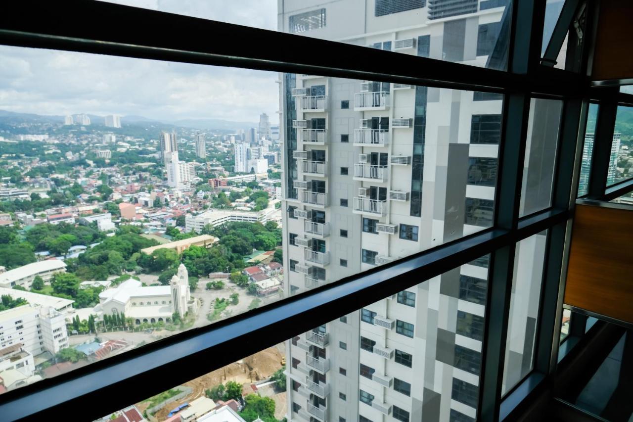 Ezeniel'S Place At Horizons 101 Condominium Cebu Eksteriør bilde